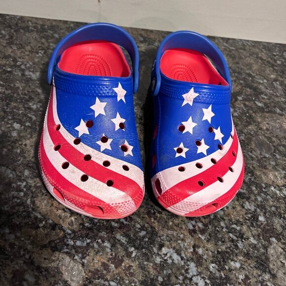 Crocs Classic American Flag USA Kids Youth/Junior Size 2 GUC Sandals - Picture 2 of 6